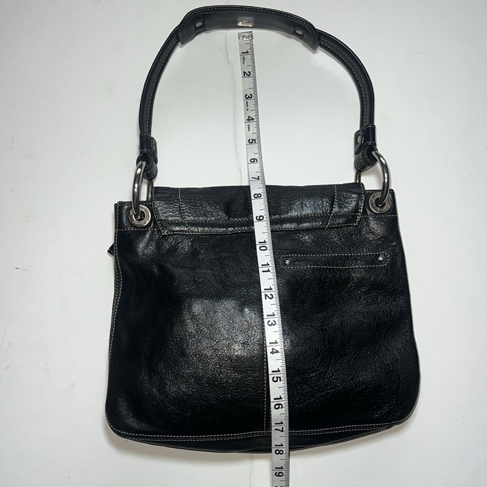 B Makowsky Black Pebbled Leather Handbag - Picture 10 of 14